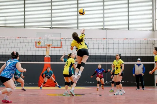 women volleyball team